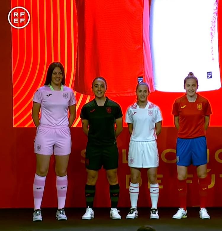 La RFEF presenta las nuevas equipaciones de Joma Sport para la Selección Española de Fútbol Sala Femenino